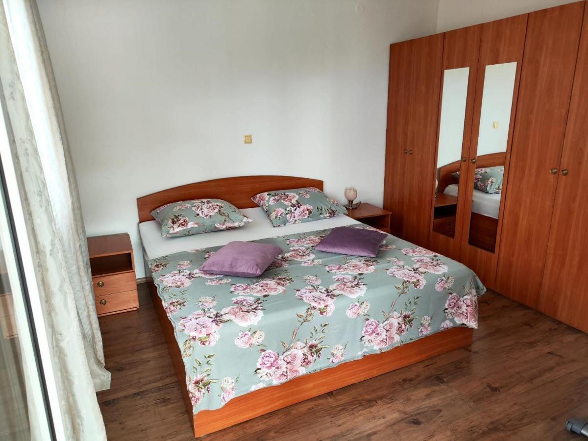 Apartments Snjezana Novi Vinodolski Εξωτερικό φωτογραφία