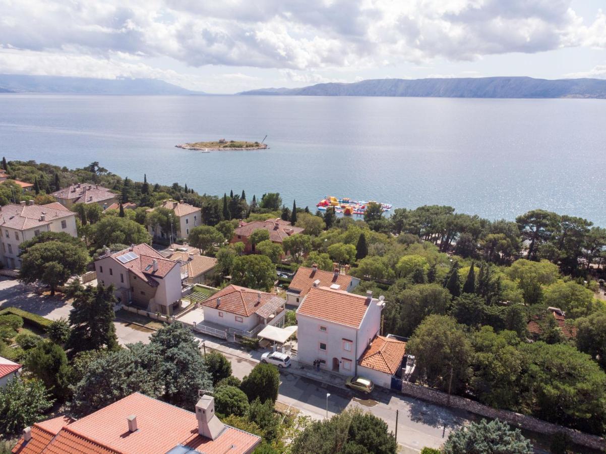 Apartments Snjezana Novi Vinodolski Εξωτερικό φωτογραφία